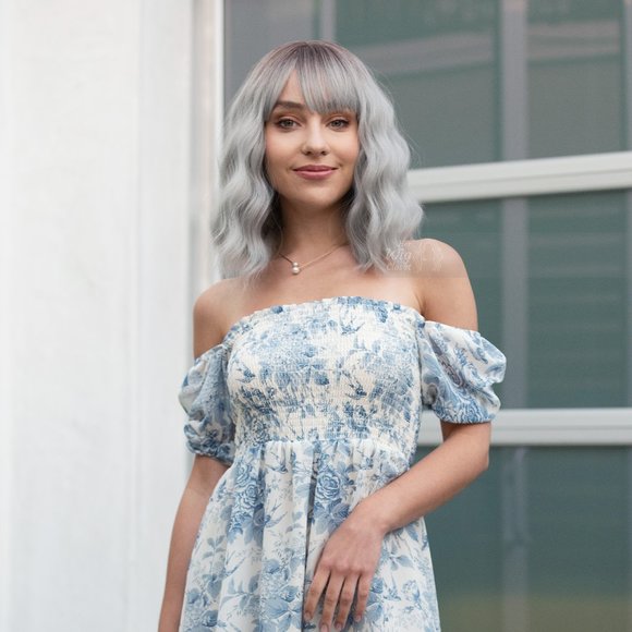 Dark Roots Silver Ombre Wavy Wig with Bangs | Mothers Day Gift | Ororo - Picture 2 of 9